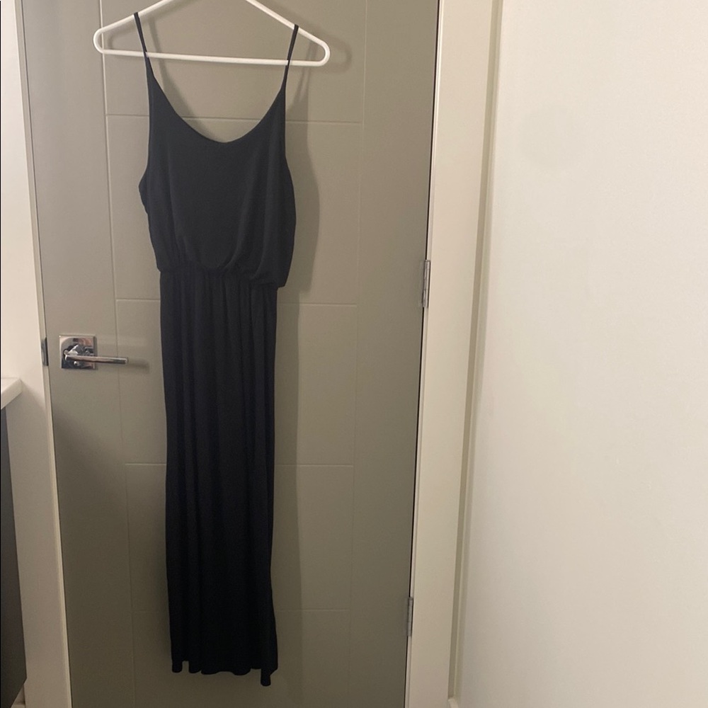 Elegant Black Maxi Dress